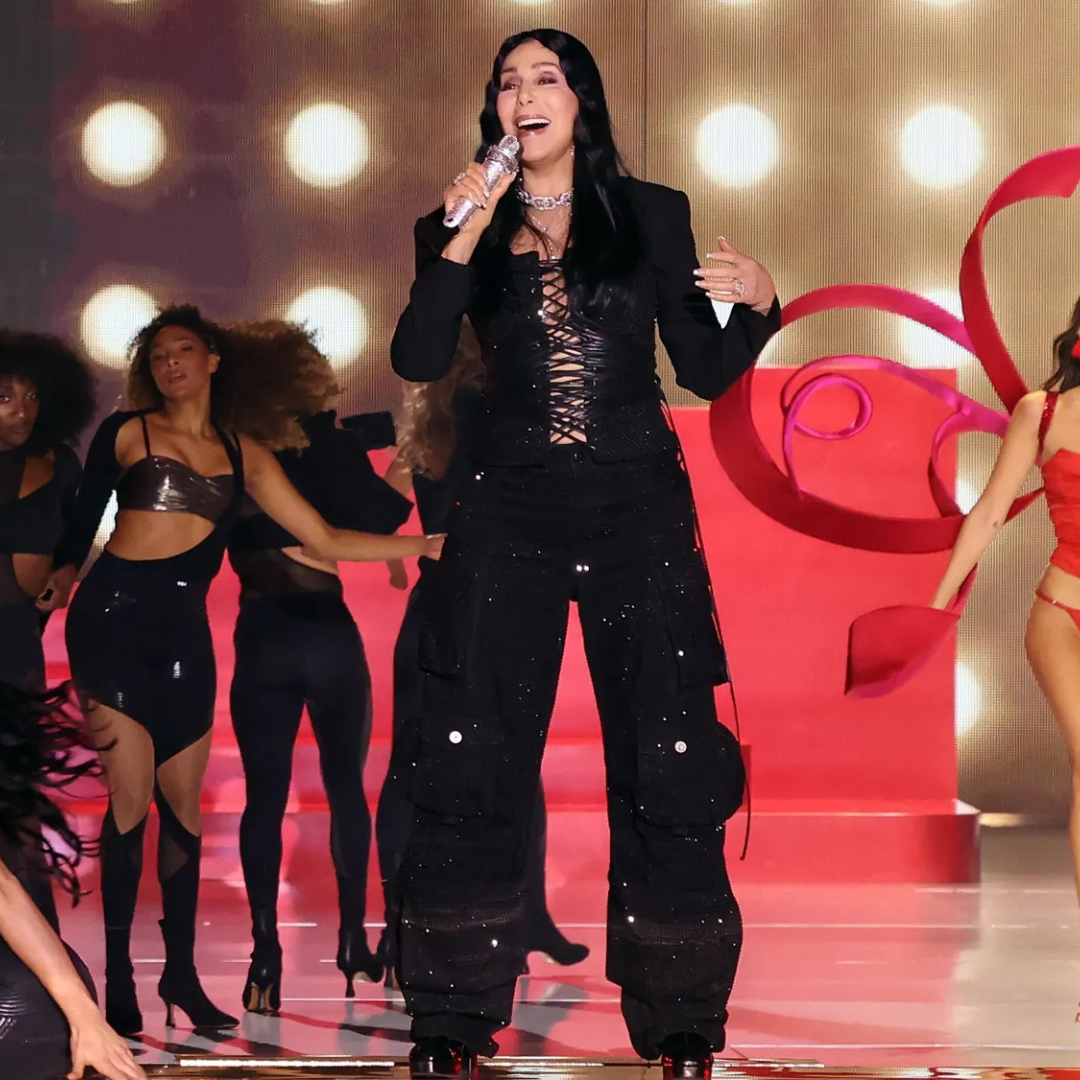 Inside the Return of the Victoria’s Secret Fashion Show, With Cher, Blackpink’s Lisa and Dylan Sprouse as Barbara Palvin’s Cheerleader